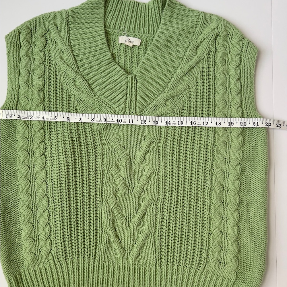 Elan Green Cable Knit Sweater Vest - Picture 3 of 4